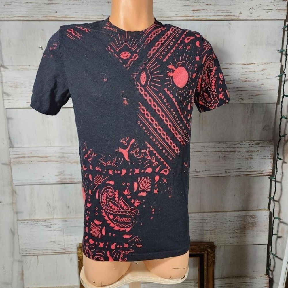 Puma black and red cotton tee A15 medium Chest 18" Length 24‎ a15